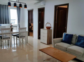 2-Bedroom Condo with City Skyline View